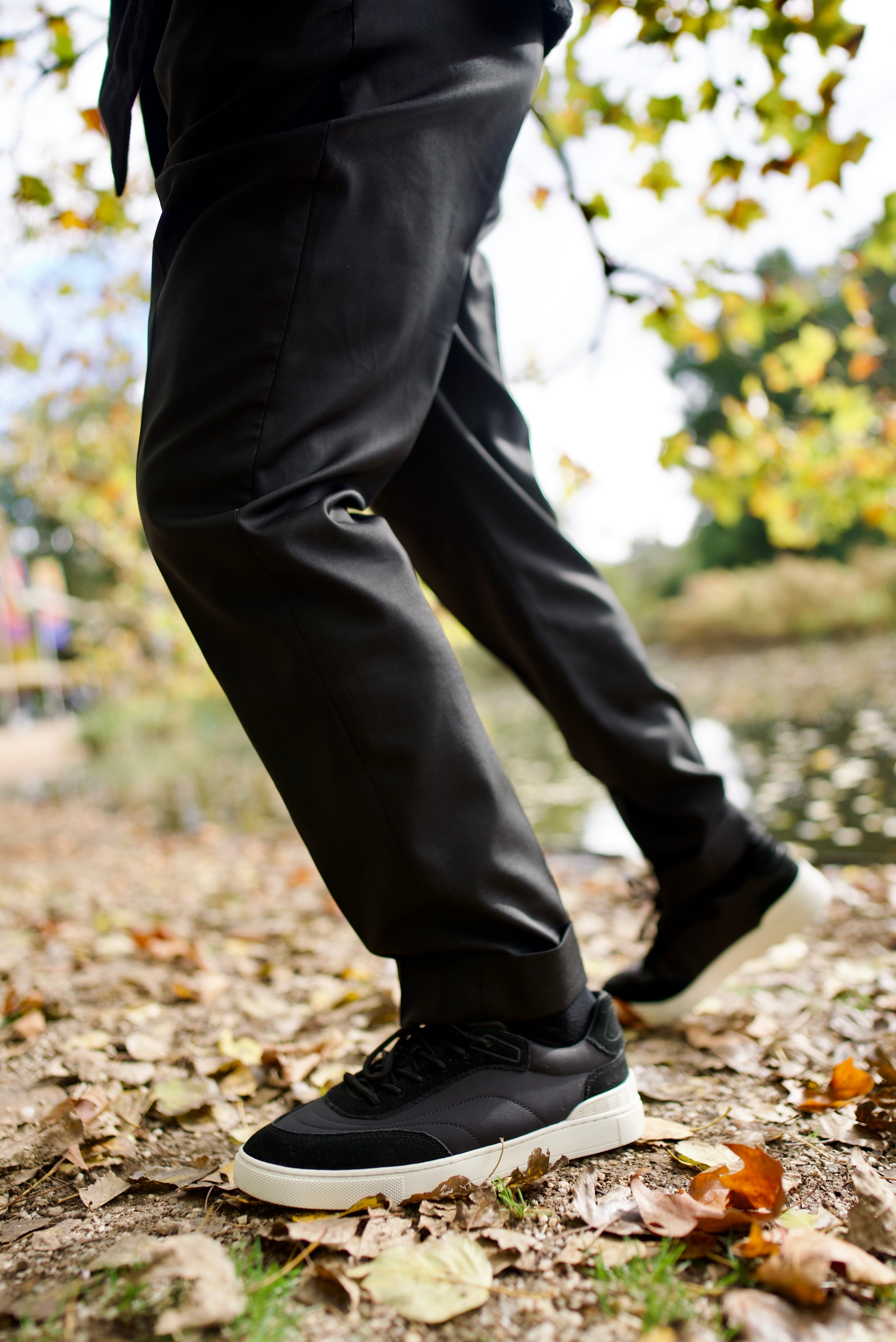 EVEREST - MIDNIGHT BLACK